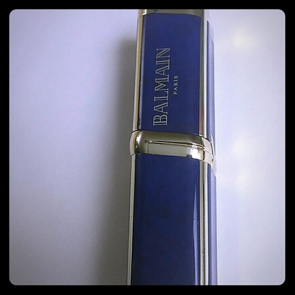 L'Oréal BALMAIN Rebellion lipstick - Picture 3 of 7